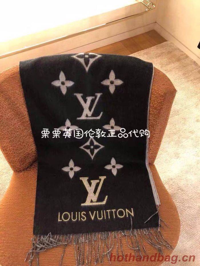 Louis Vuitton Scarf LV00050